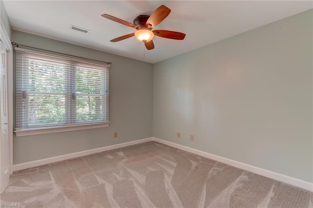 2050 E Hearthwood Court Property Photo 23