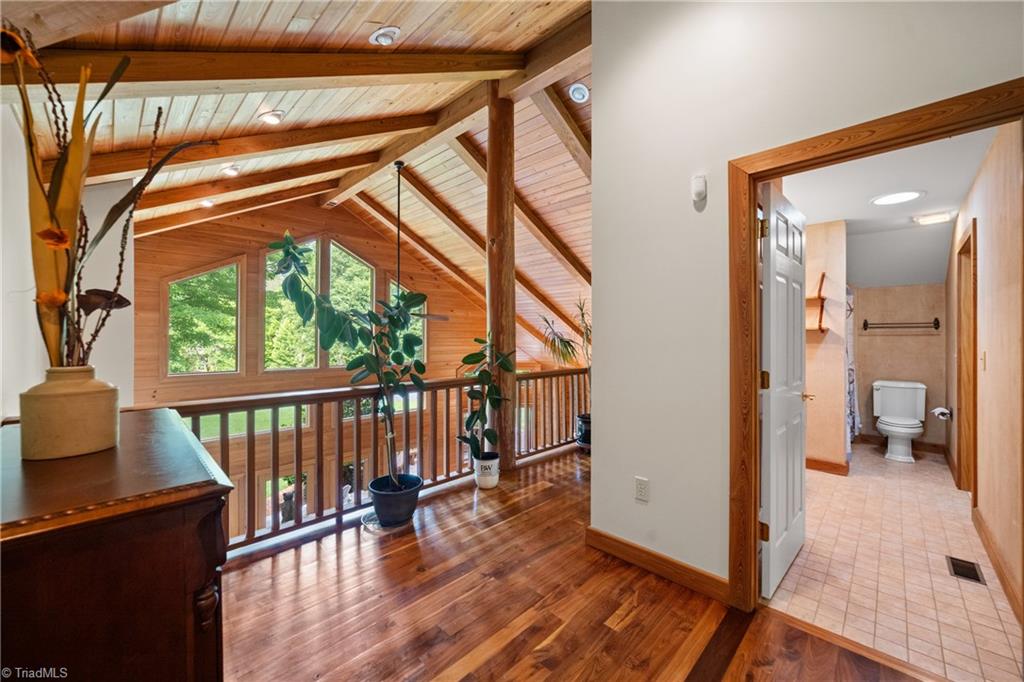 1212 River Bluff Trail Property Photo 9