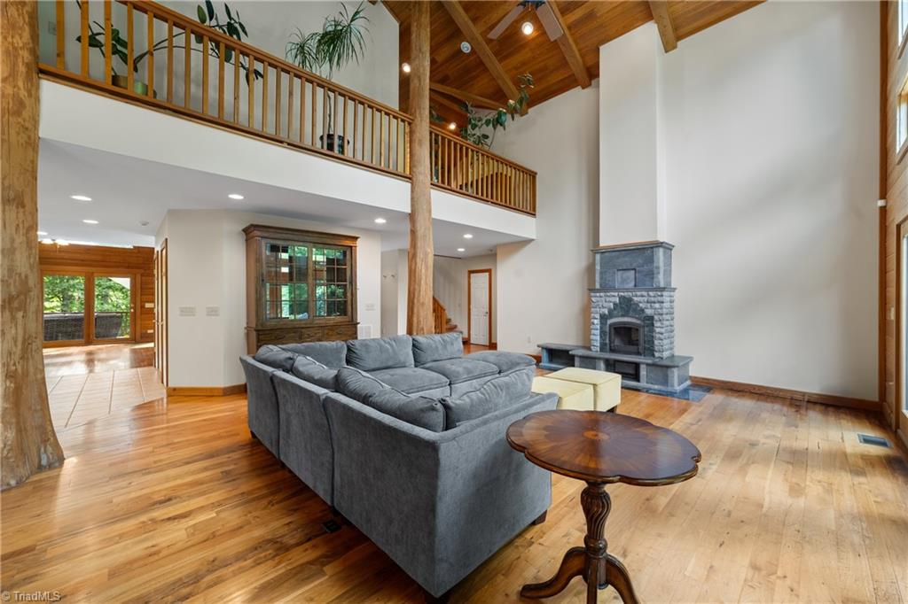 1212 River Bluff Trail Property Photo 15