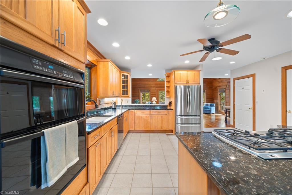 1212 River Bluff Trail Property Photo 19