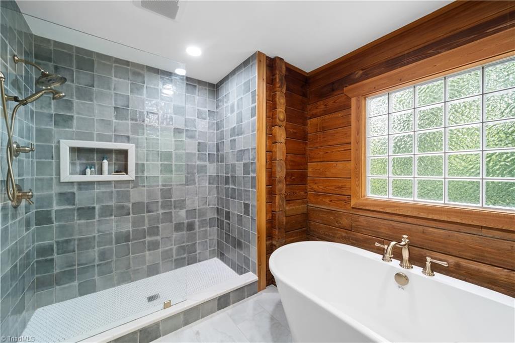 1212 River Bluff Trail Property Photo 22