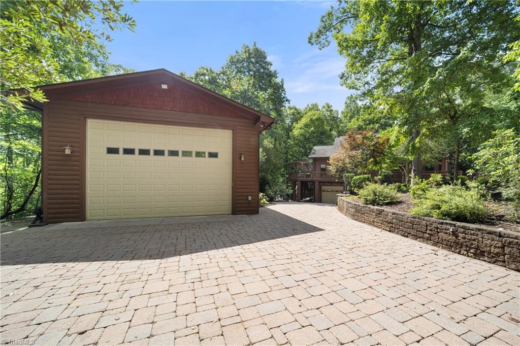 1212 River Bluff Trail Property Photo 33