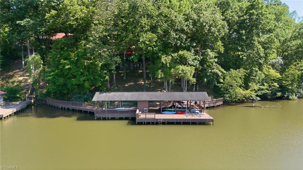 954 Huff Garrett Road Property Photo 8