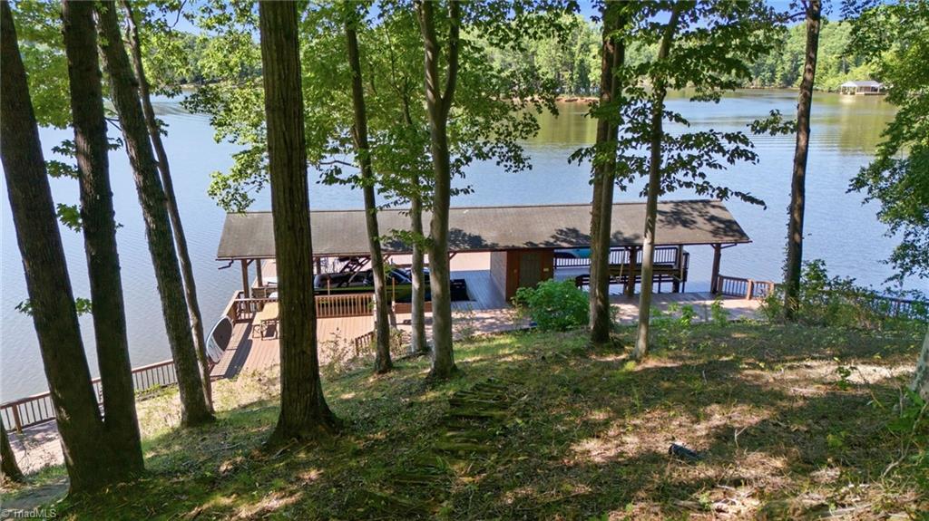 954 Huff Garrett Road Property Photo 15