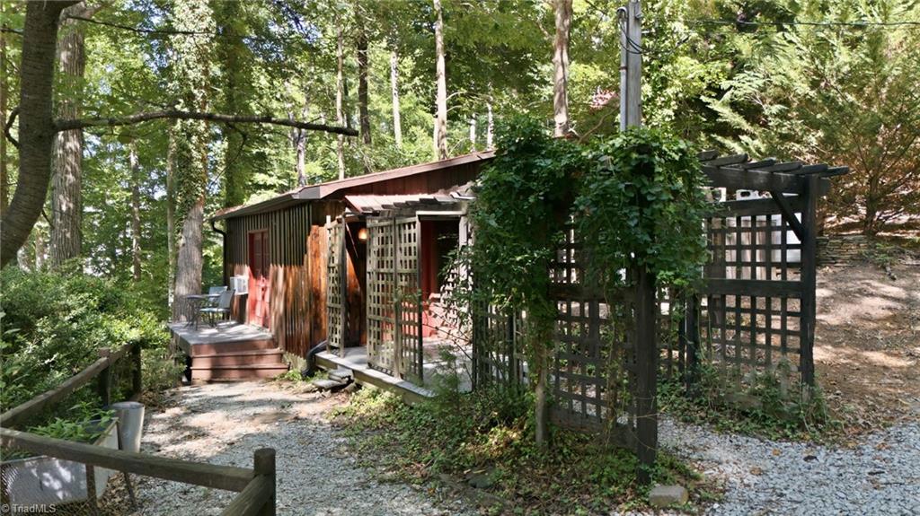 954 Huff Garrett Road Property Photo 23