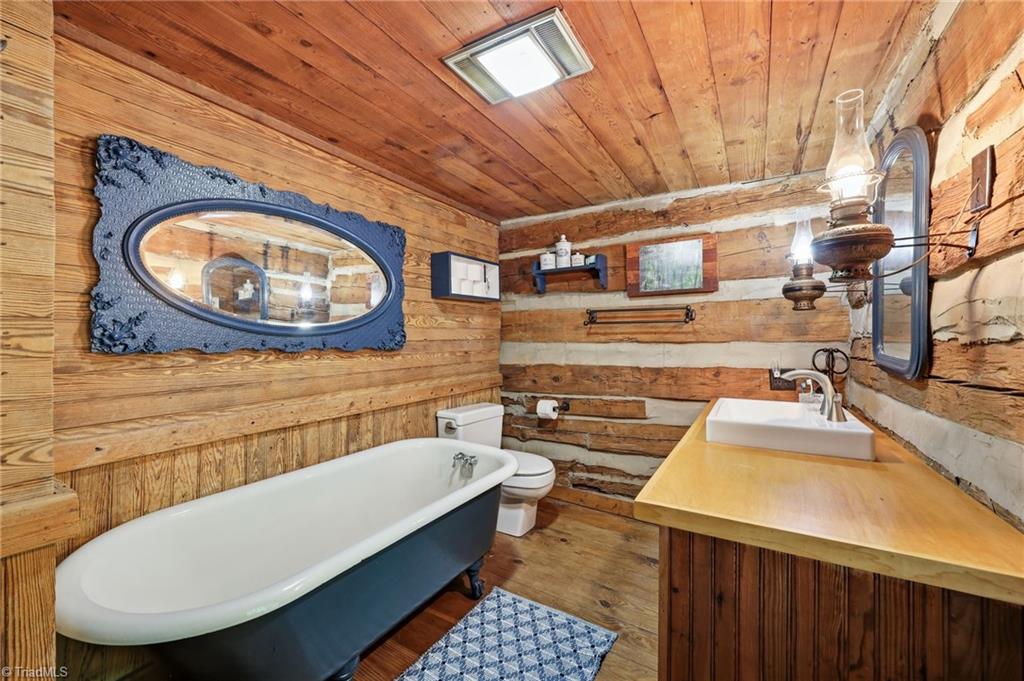 954 Huff Garrett Road Property Photo 40