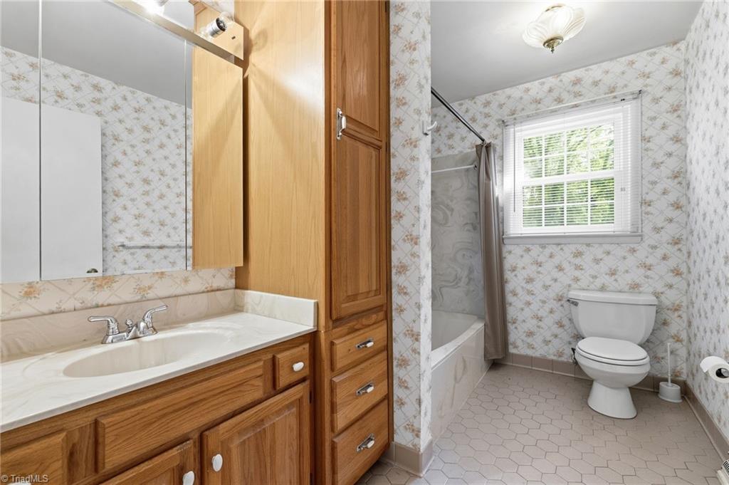 120 Tangle Drive Property Photo 29