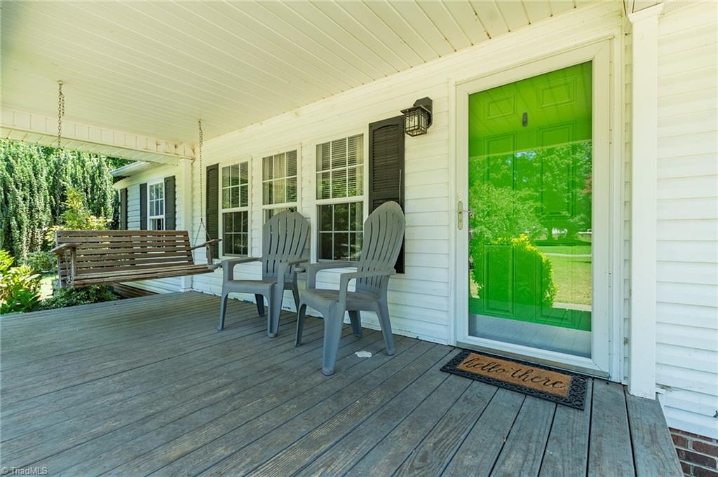 445 Lester Drive Property Photo 2