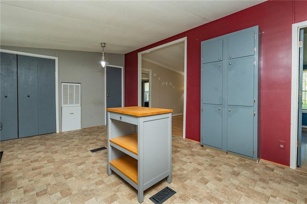 445 Lester Drive Property Photo 14