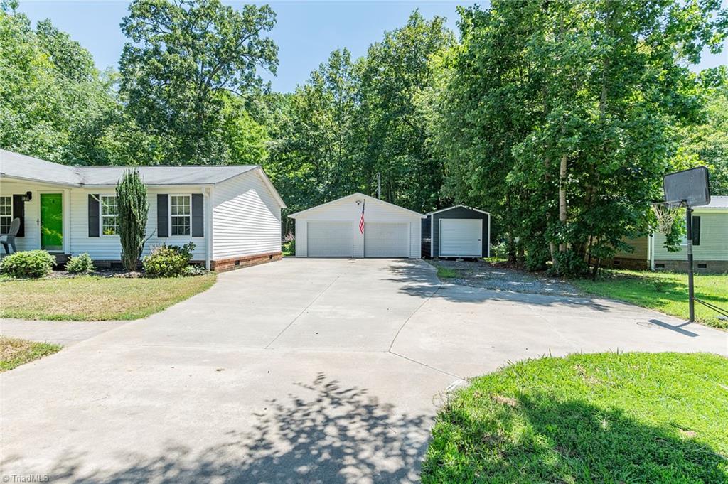 445 Lester Drive Property Photo 42