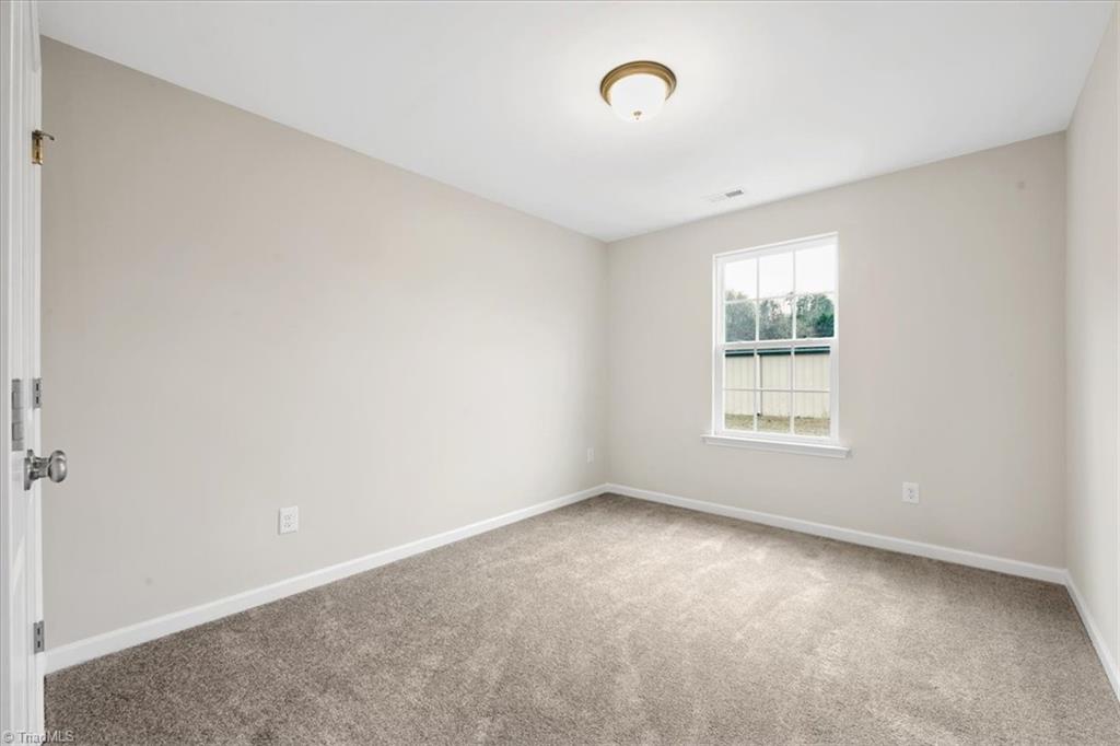 150 Tallwood Drive Property Photo 16