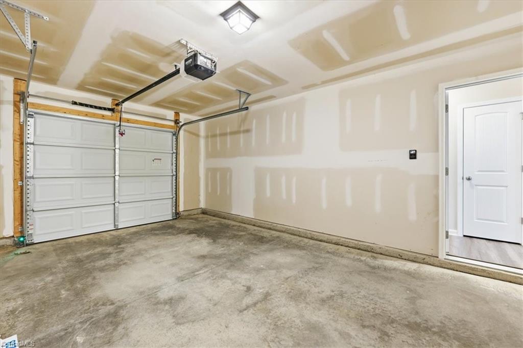 150 Tallwood Drive Property Photo 23