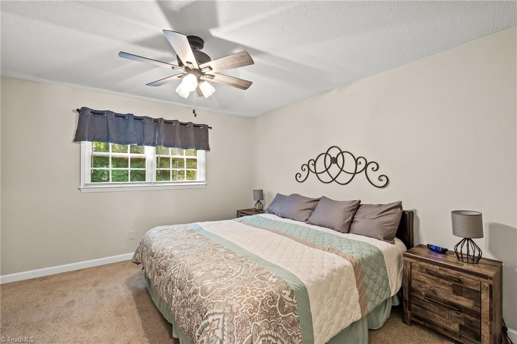 1107 Robin Hood Road # B Property Photo 8
