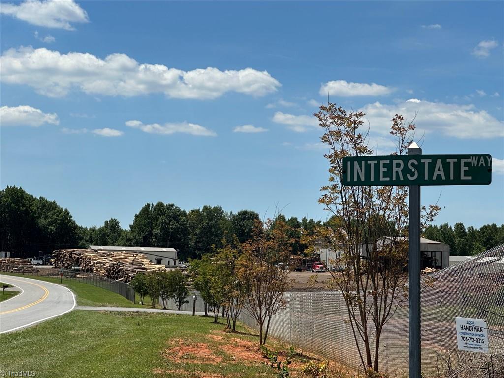 157 Interstate Way Property Photo 3