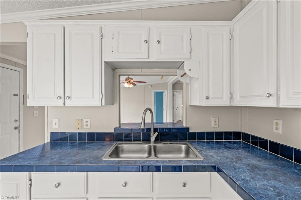 1118 Stadler Road Property Photo 8