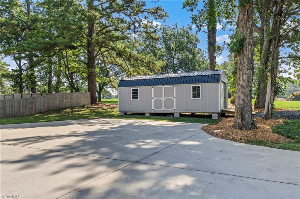 355 Jerusalem Road Property Photo 4