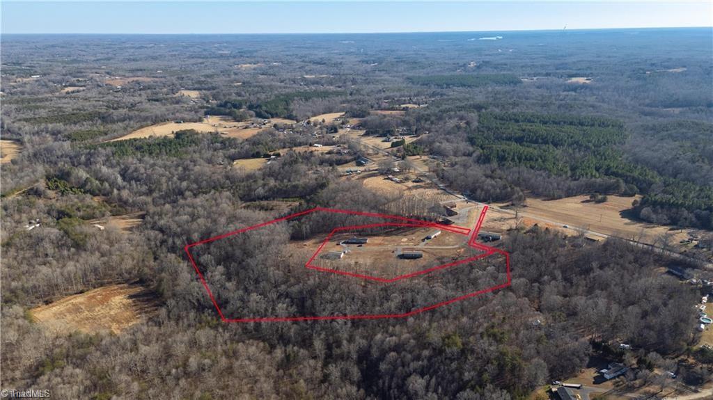 21 Nc Highway 704 Property Photo 1