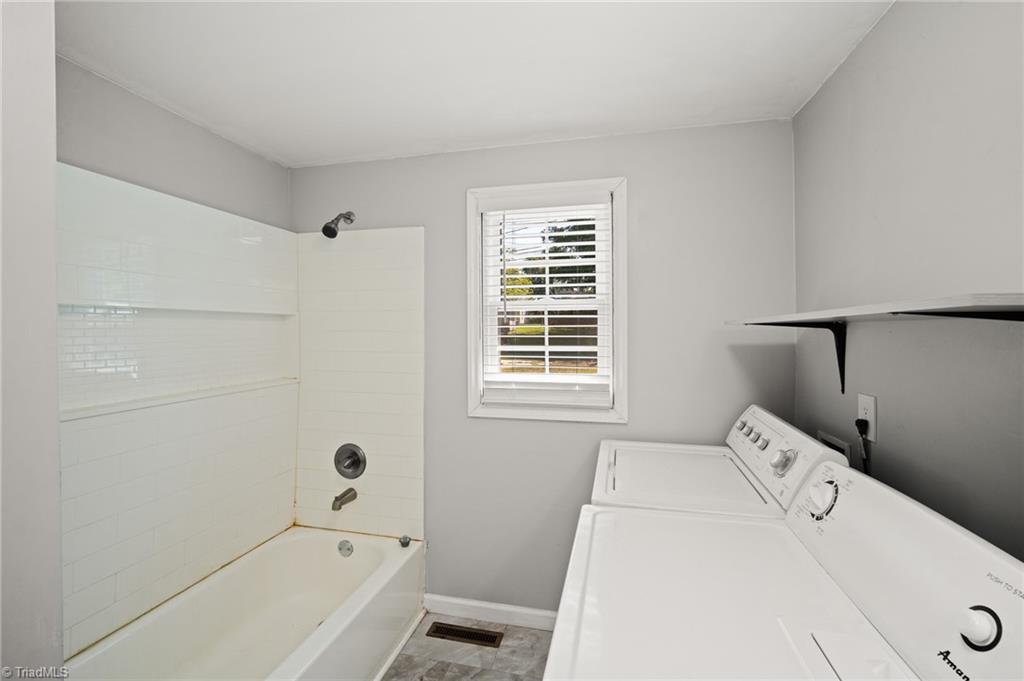 59 Park Circle Property Photo 24