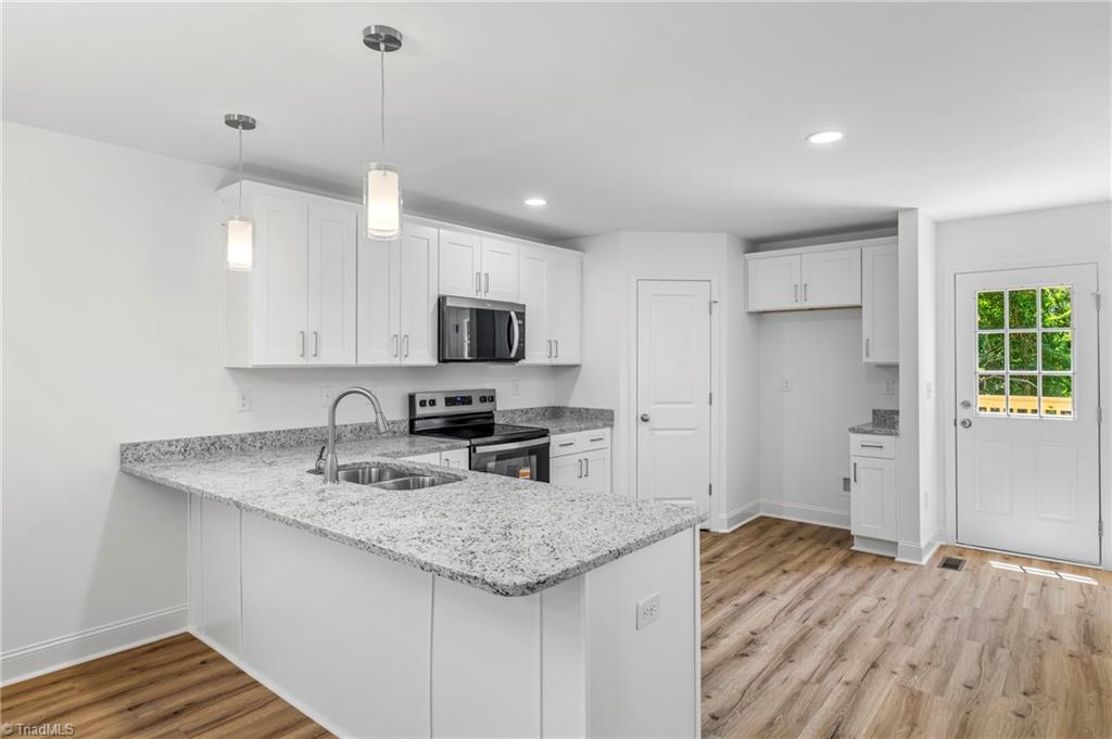 910 Roosevelt Street Property Photo 13