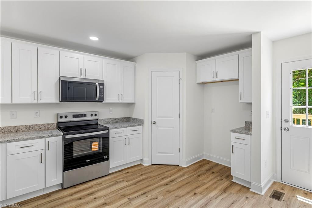 910 Roosevelt Street Property Photo 14