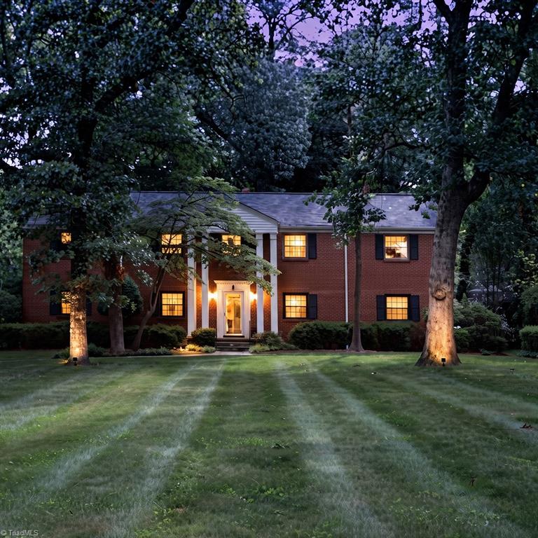 1306 Eaton Place # B Property Photo 2