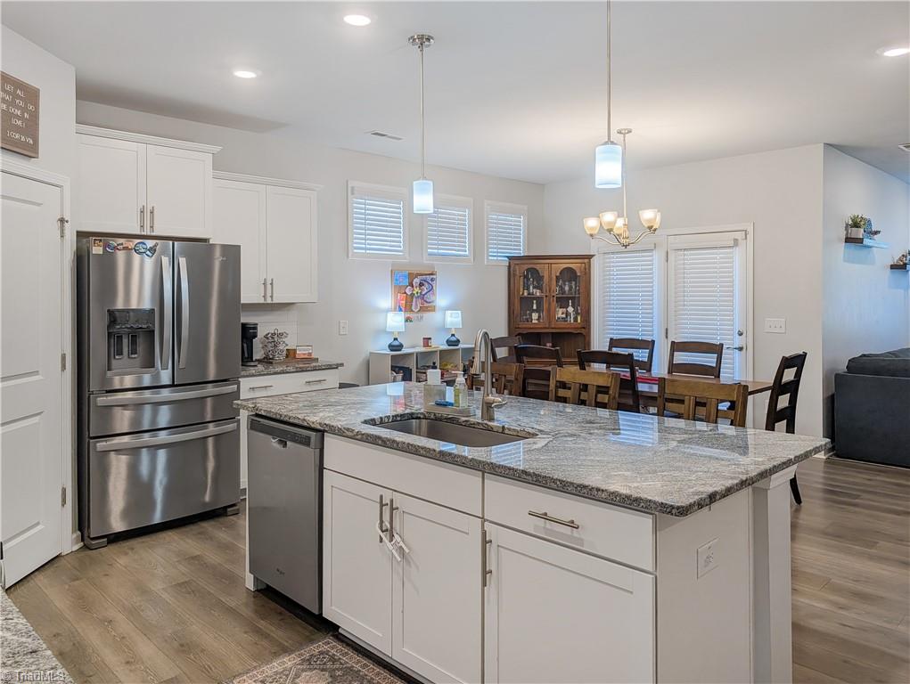 5424 Quartz Avenue Property Photo 6