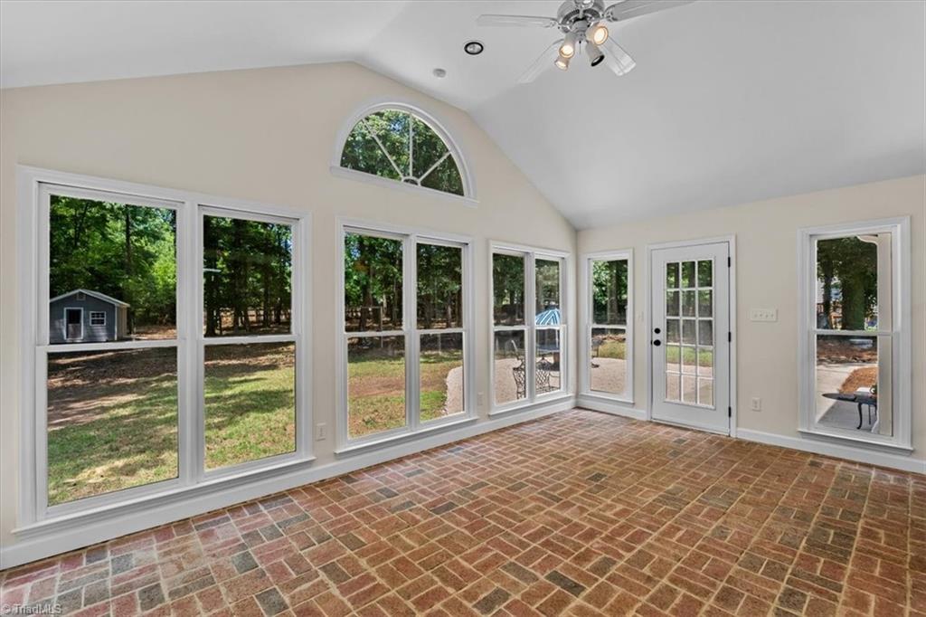 8802 Cedar Spring Drive Property Photo 14