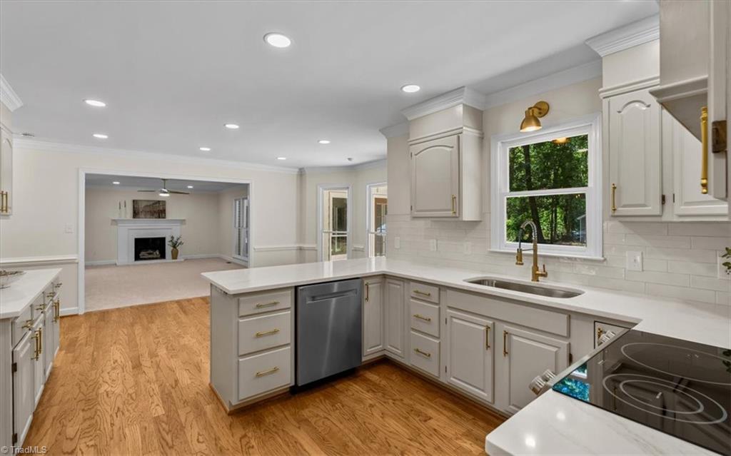 8802 Cedar Spring Drive Property Photo 20