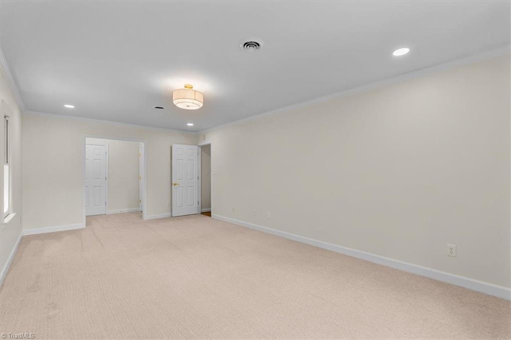 8802 Cedar Spring Drive Property Photo 30