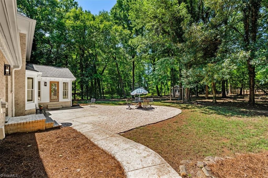 8802 Cedar Spring Drive Property Photo 44