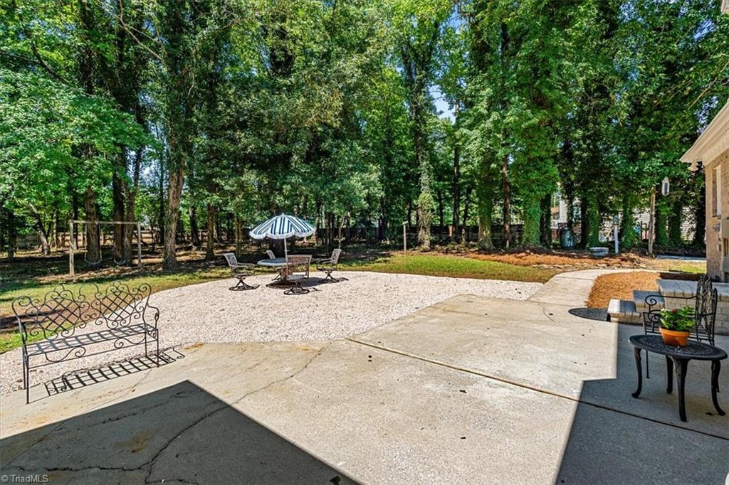8802 Cedar Spring Drive Property Photo 45