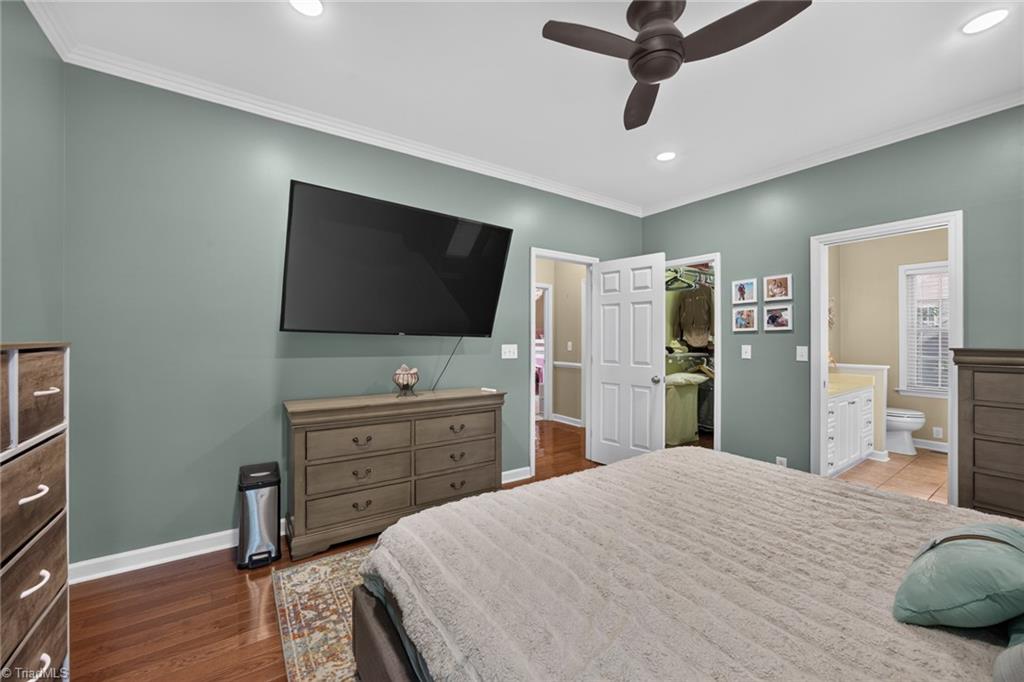 208 Cotswold Lane Property Photo 23