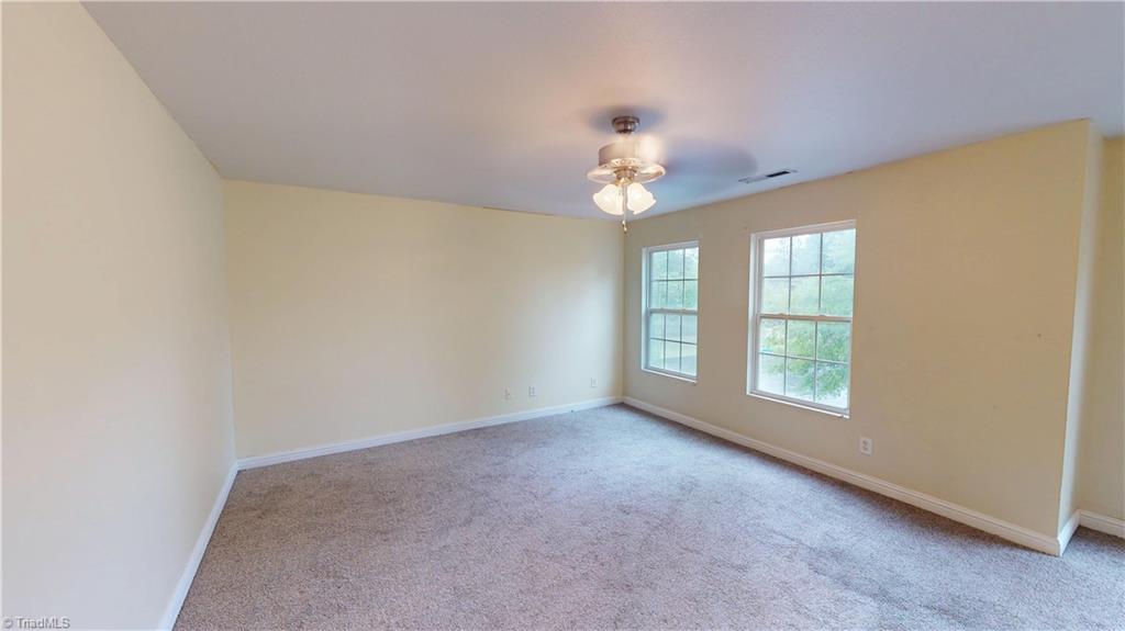 4209 Oak Pointe Drive Property Photo 8