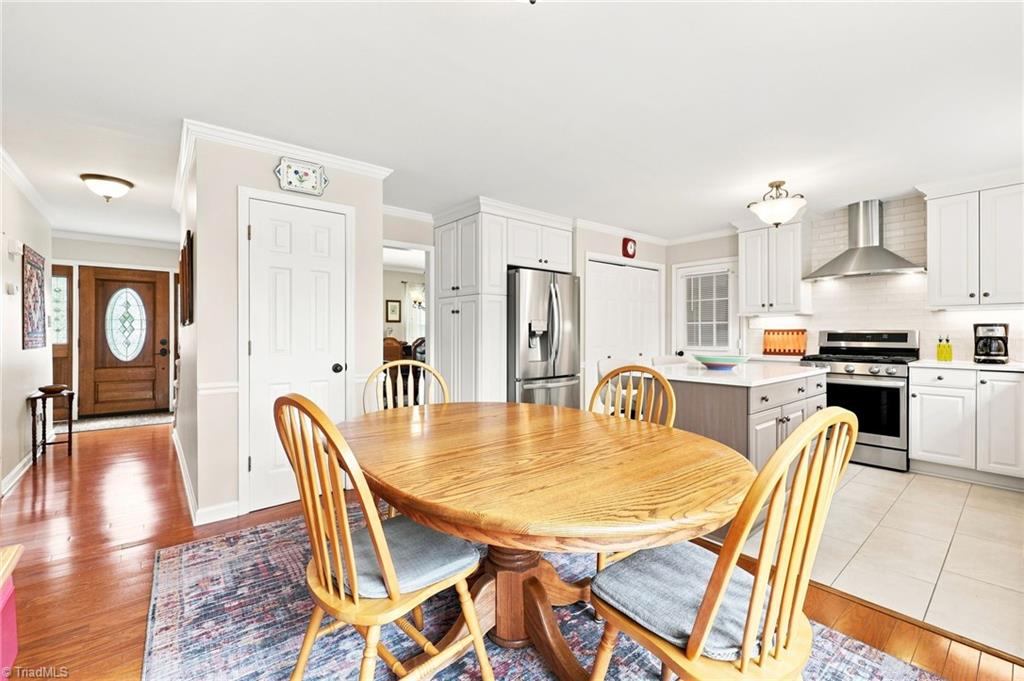 3815 Oak Forest Drive Property Photo 21