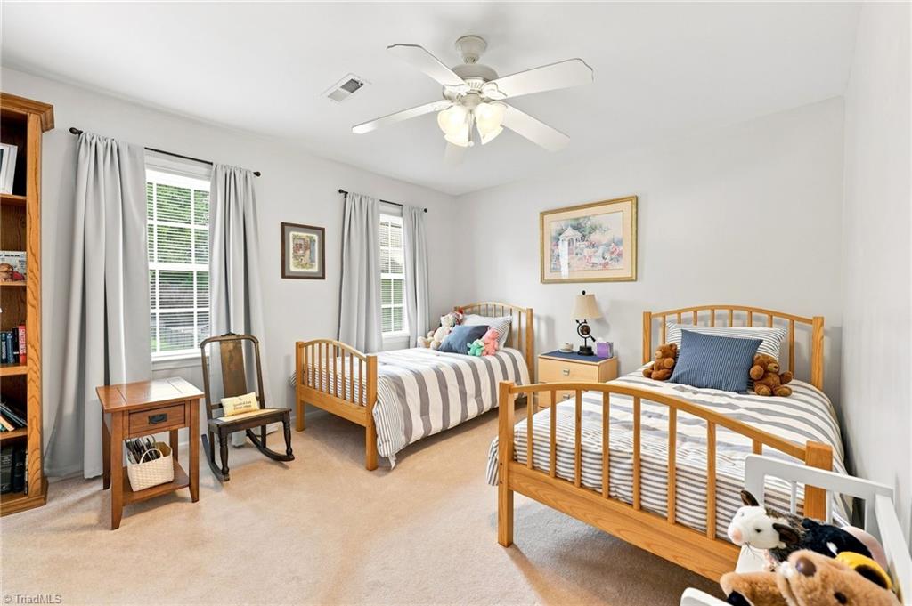 3815 Oak Forest Drive Property Photo 33