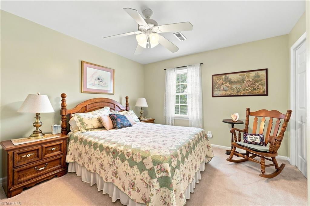 3815 Oak Forest Drive Property Photo 35