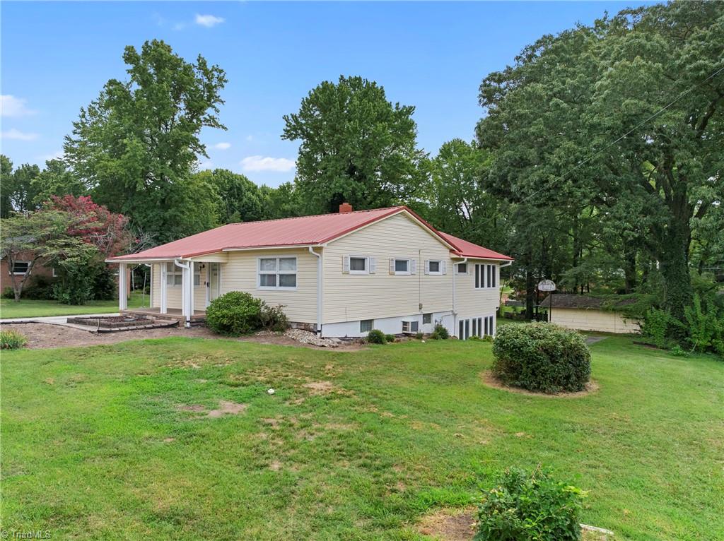 603 Duke Street Property Photo 5