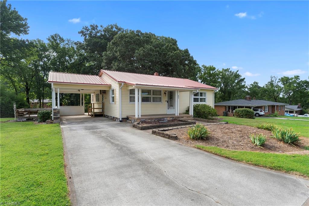 603 Duke Street Property Photo 8