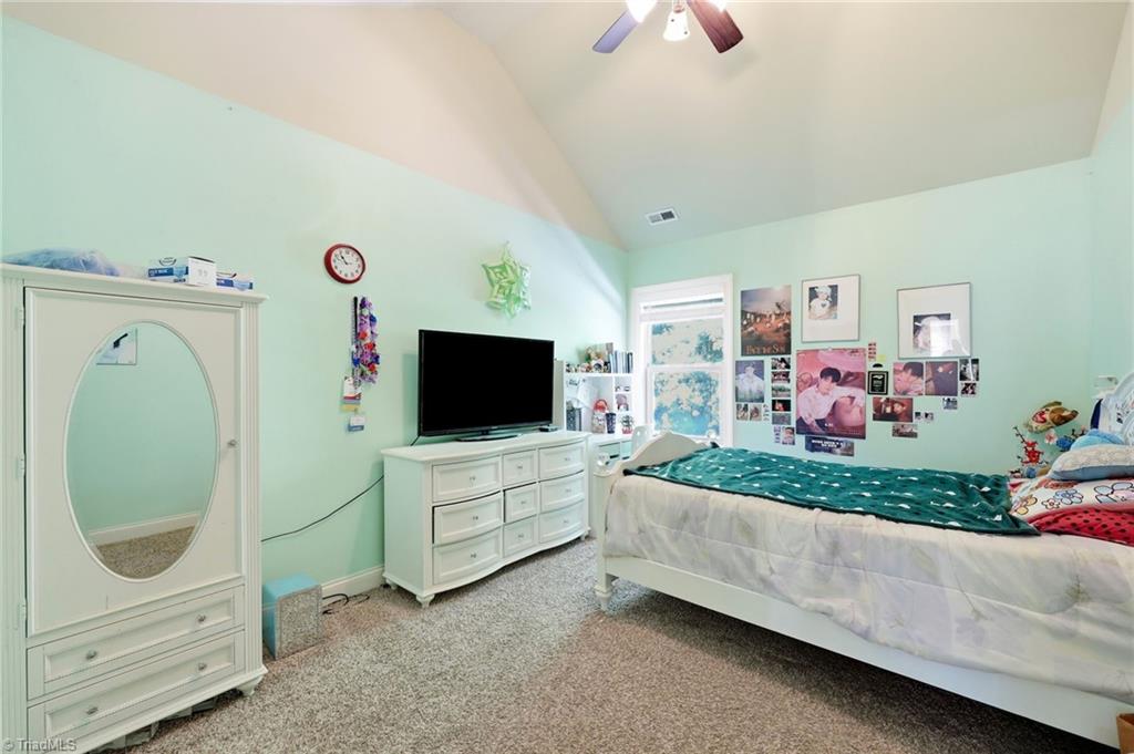 1105 Longleaf Pine Place Property Photo 33