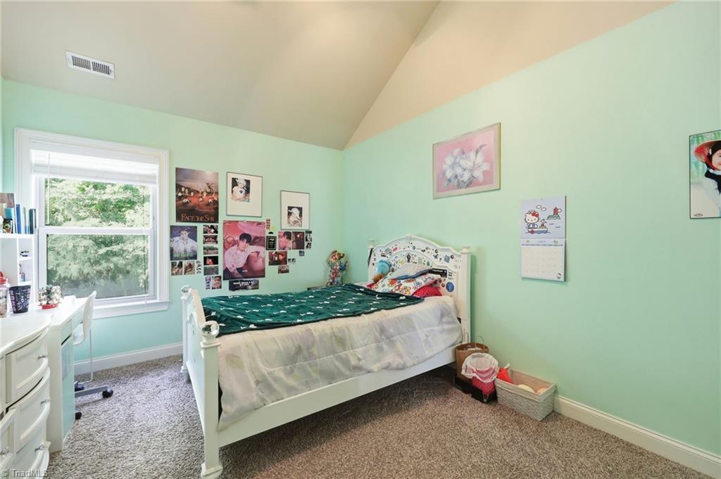 1105 Longleaf Pine Place Property Photo 34