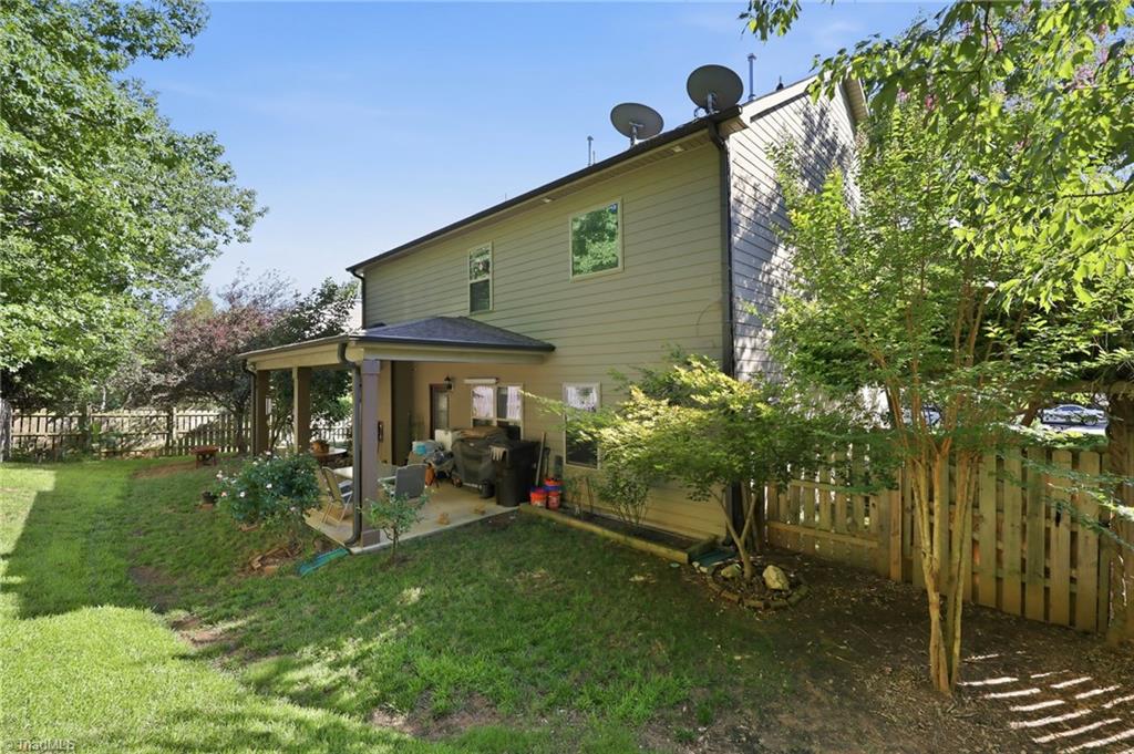 1105 Longleaf Pine Place Property Photo 39