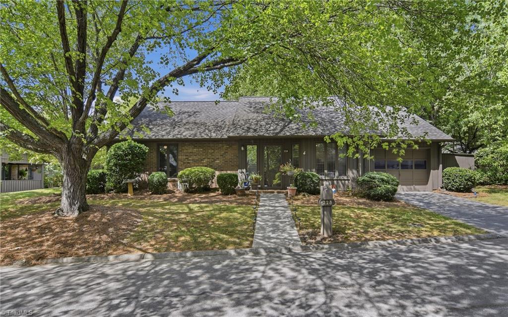 228 Barrington Place Property Photo 1