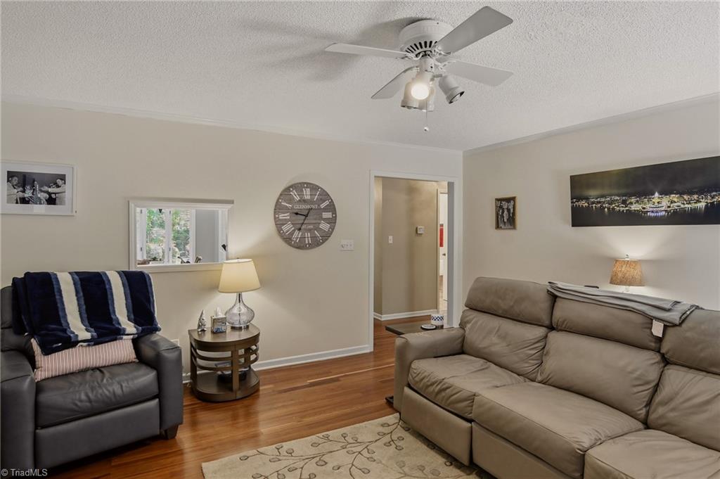 228 Barrington Place Property Photo 10