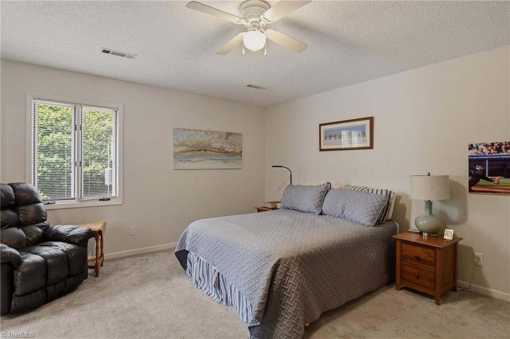 228 Barrington Place Property Photo 17