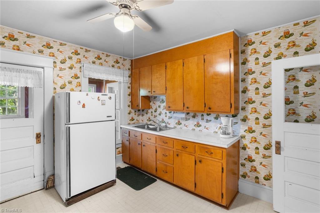 106 Sunset Drive Property Photo 17