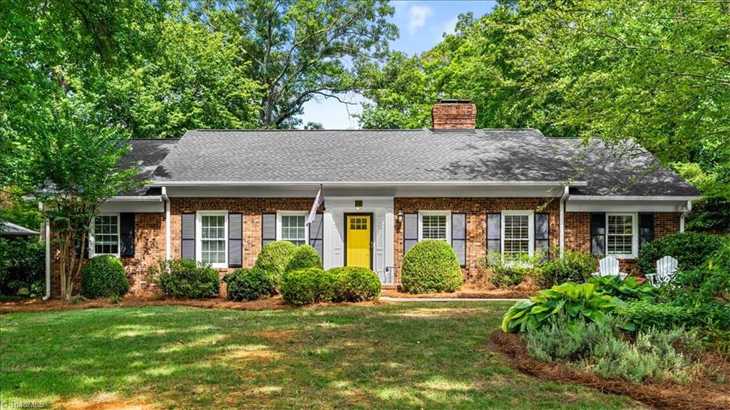 802 Kemp Road W Property Photo 1