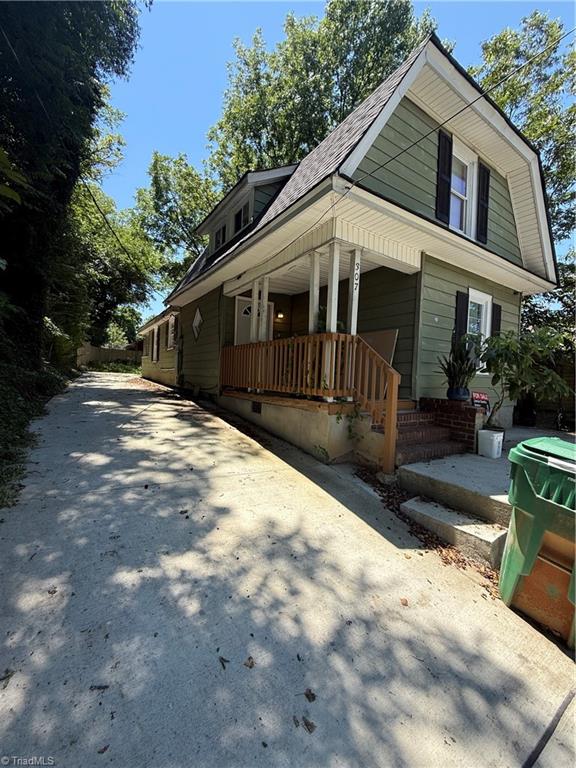 307 Vail Avenue Property Photo 2