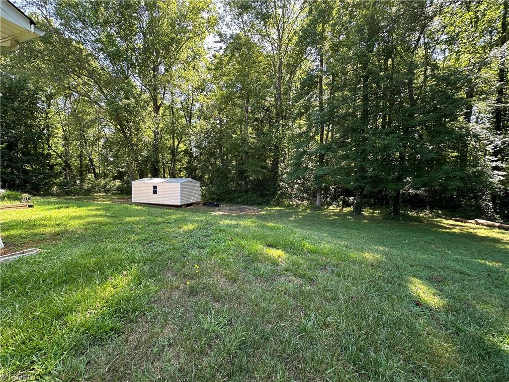 111 Dundee Court Property Photo 34