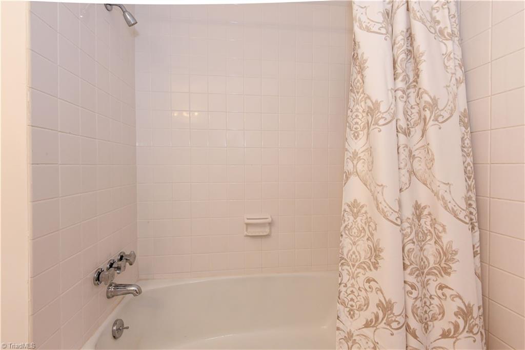 1101 N Elm Street # 805 Property Photo 23