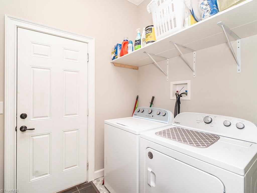 2913 Creek Point Place Property Photo 19